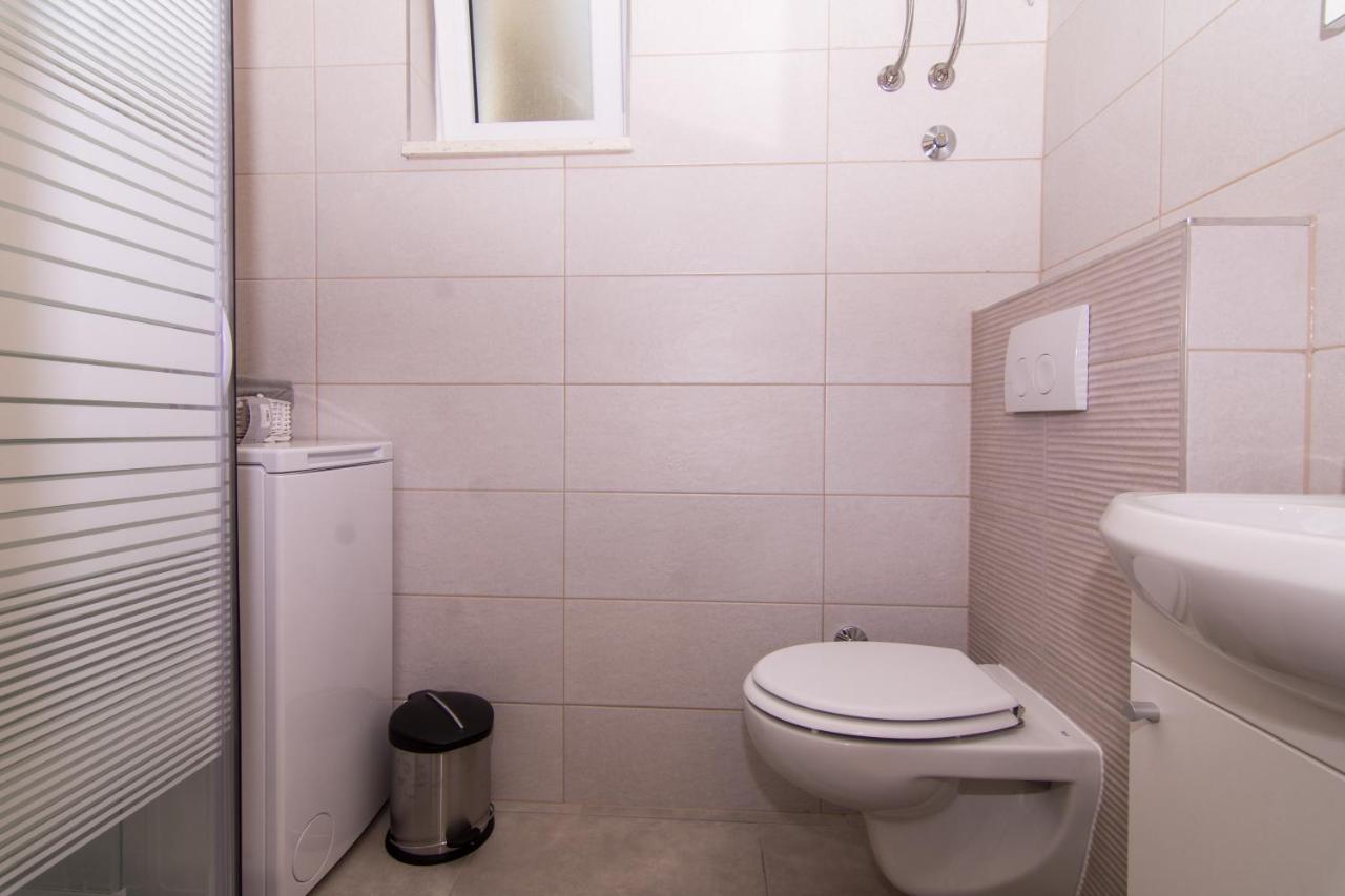 Apartmani Mlacic Donji Okrug  Exterior photo